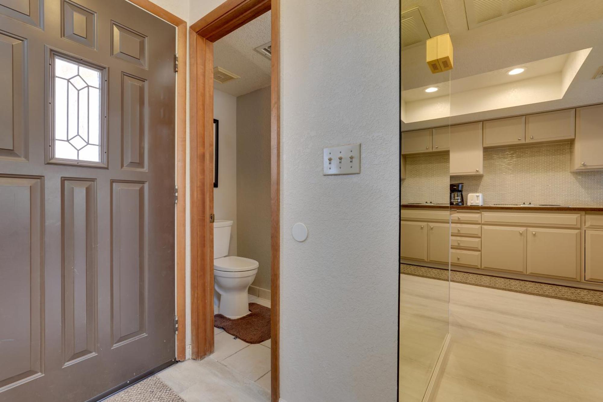 Lake Havasu Condo With Pool Less Than 1 Mi To London Bridge! レイク・ハヴァス・シティ エクステリア 写真