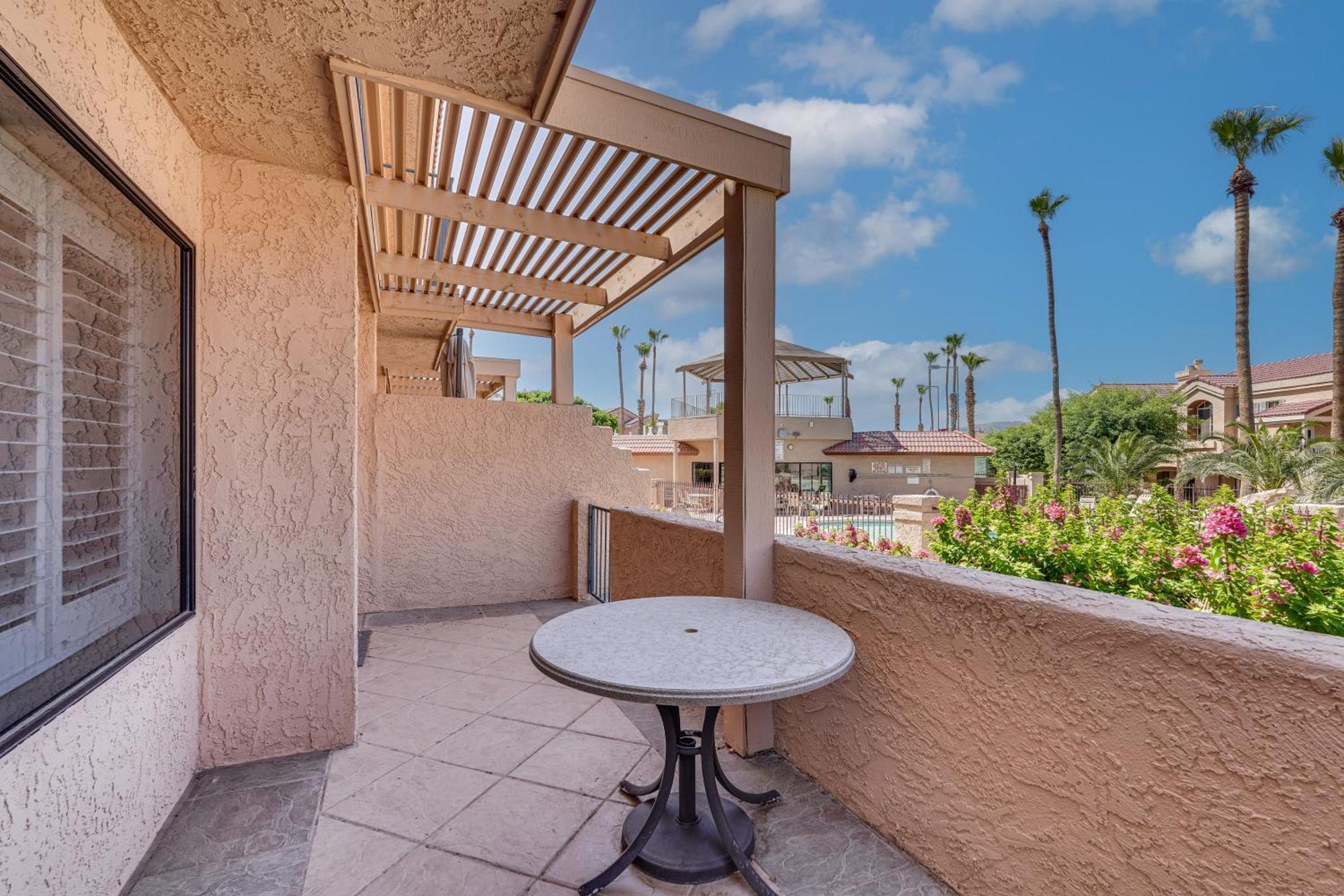 Lake Havasu Condo With Pool Less Than 1 Mi To London Bridge! レイク・ハヴァス・シティ エクステリア 写真
